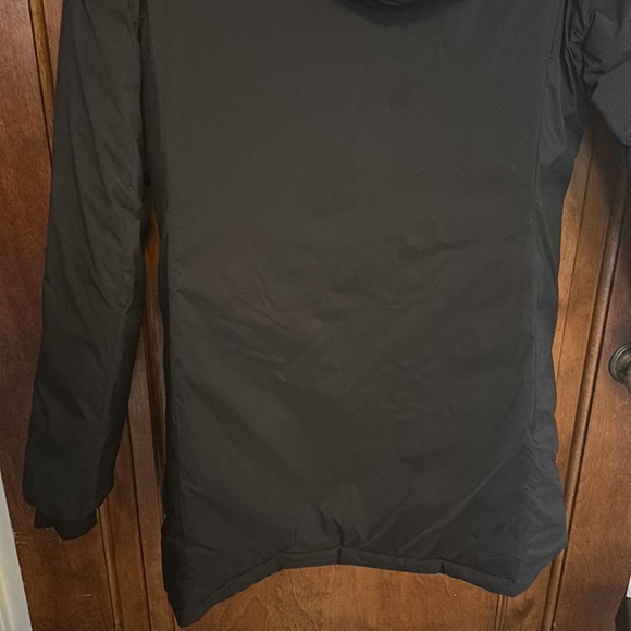 Canada Goose Camp Hooded Jacket - Picture 8 of 12